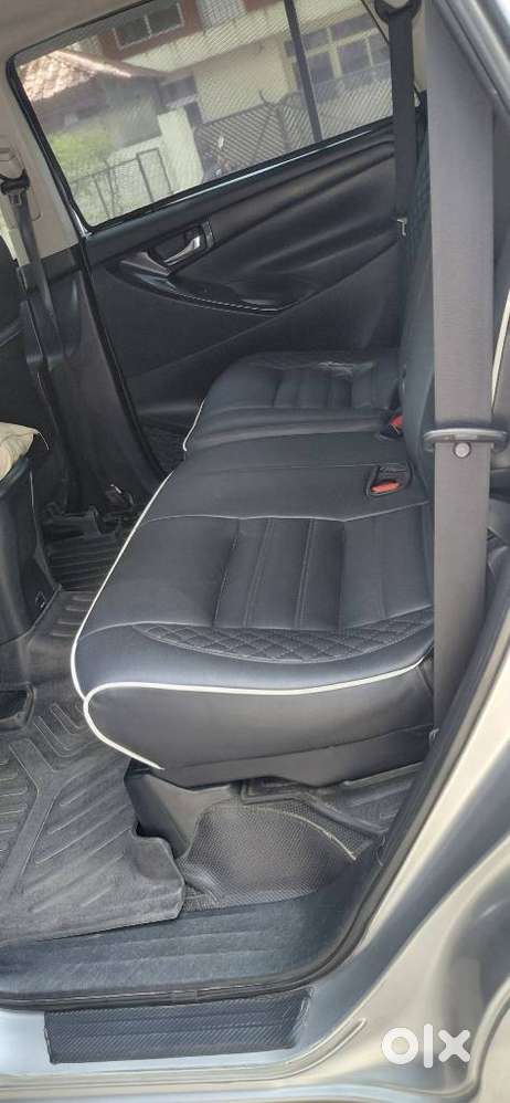 Toyota Innova Crysta 2.4 G Mt 8s, 2017, Diesel