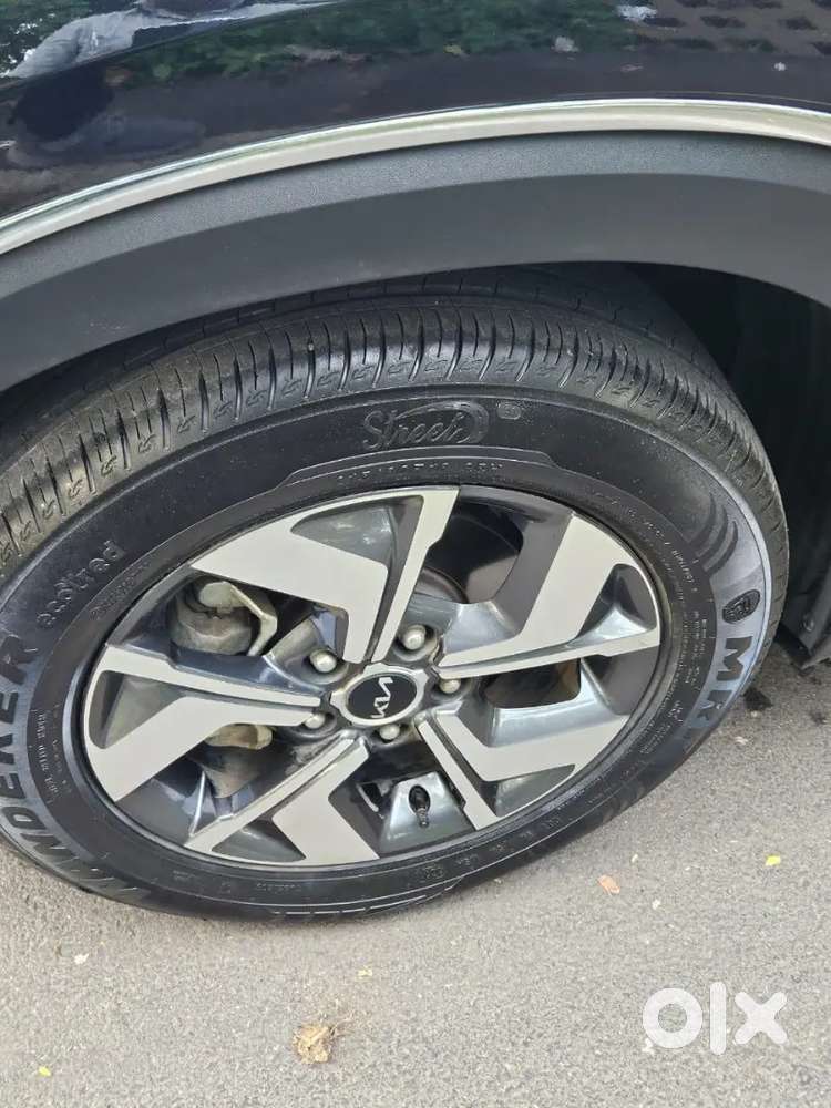 Kia Sonet Semi Automatic