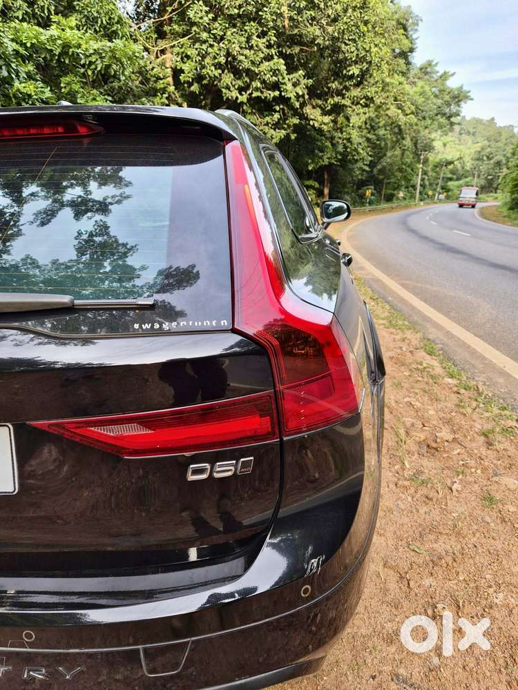 Volvo V90 Cross Country D5 Inscription, 2018, Diesel