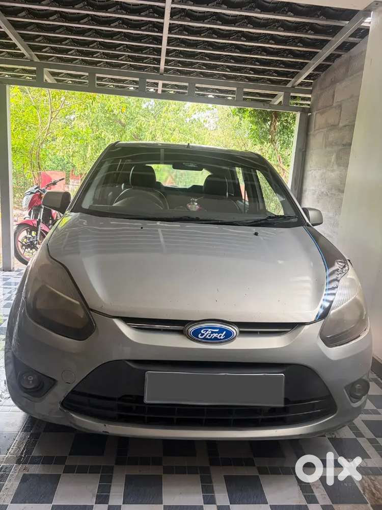 Ford Figo 1.2 Petrol 2010