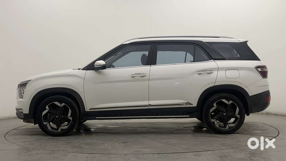 Hyundai Alcazar Signature (o) 6 Str 1.5 Petrol Dct, 2023, Petrol