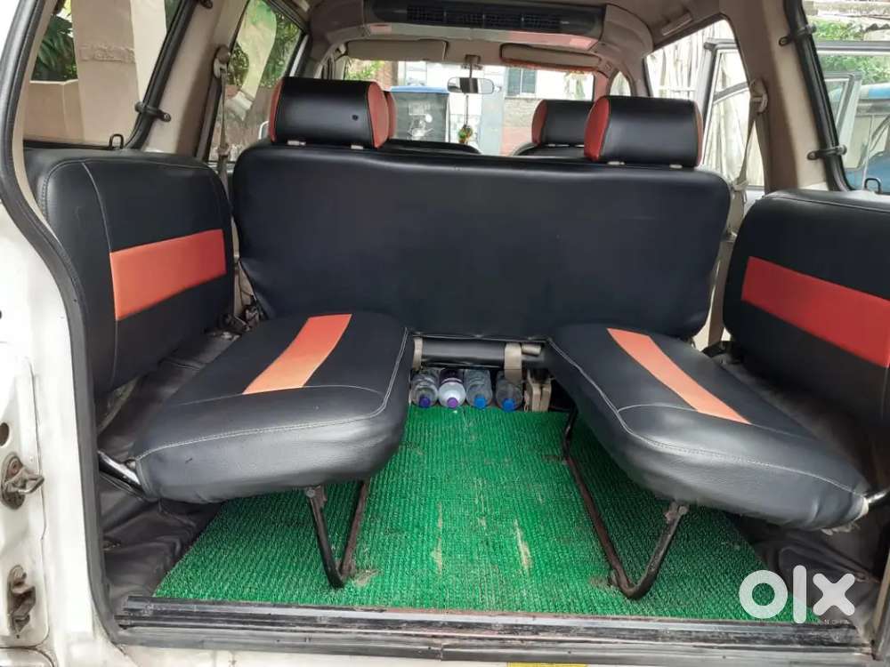 Chevrolet Tavera Neo 2012