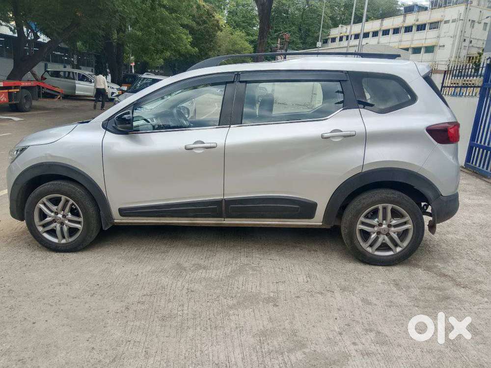 Renault Triber Rxz, 2021, Petrol