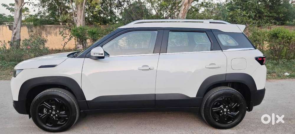 Maruti Suzuki Brezza 1.5 Zxi Plus Smart Hybrid, 2022, Petrol