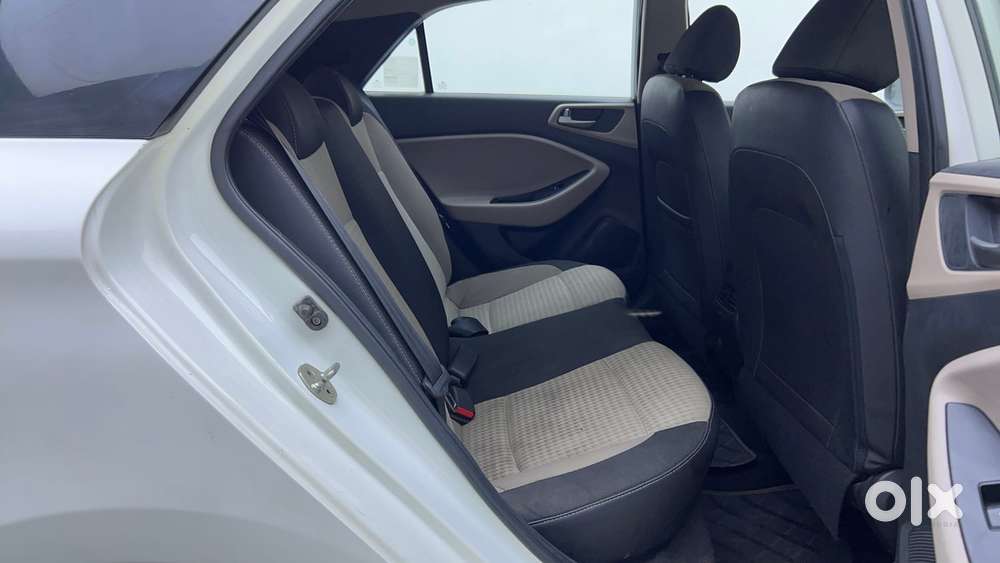 Hyundai Elite I20 Magna 1.4 At, 2018, Petrol