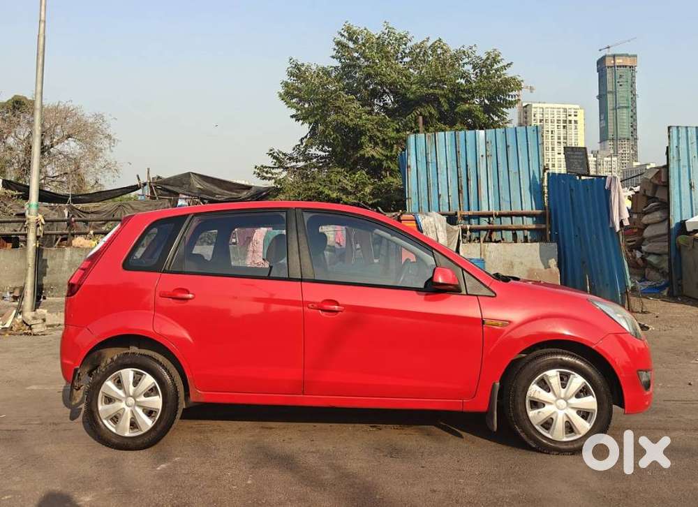 Ford Figo, 2010, Petrol