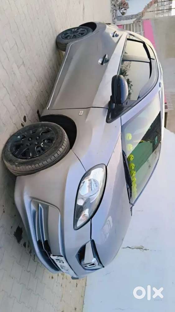 Honda Brio 2015 Petrol Well Maintained