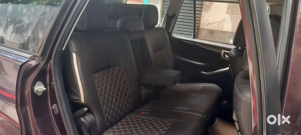 Toyota Innova Crysta 2016 Diesel Manual