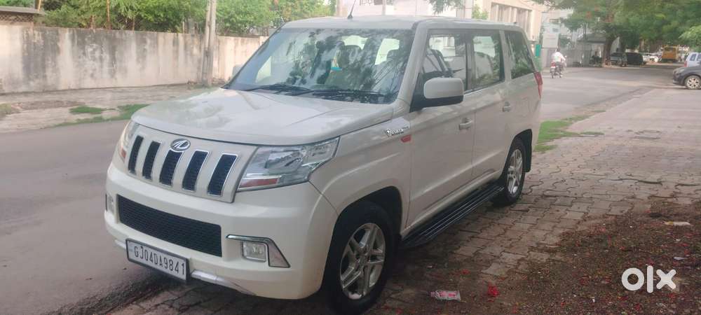 Mahindra Tuv 300 Plus P8, 2018