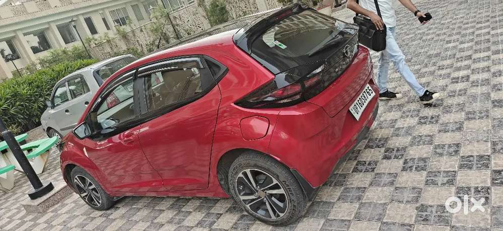 Tata Altroz 2023 Petrol 33500 Km Driven
