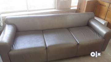 3 seater deals sofa olx