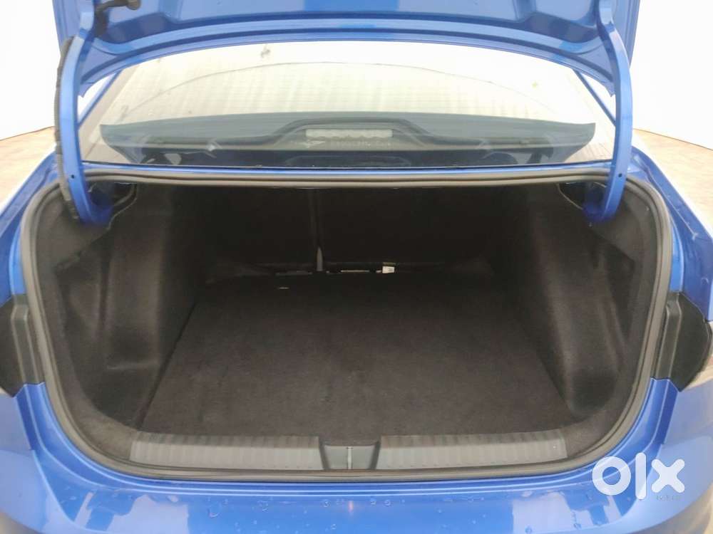 Volkswagen Virtus 1.0 Topline Tsi At, 2022, Petrol