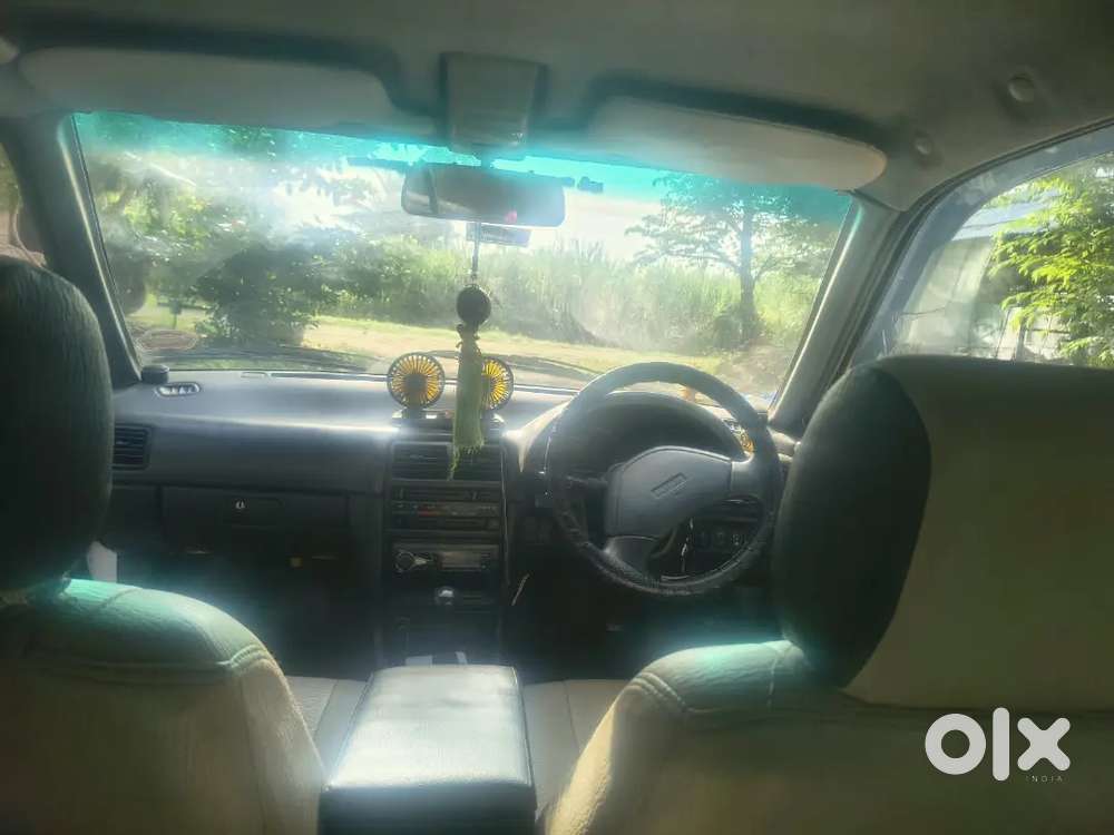 Maruti Suzuki Esteem Lpg 1998