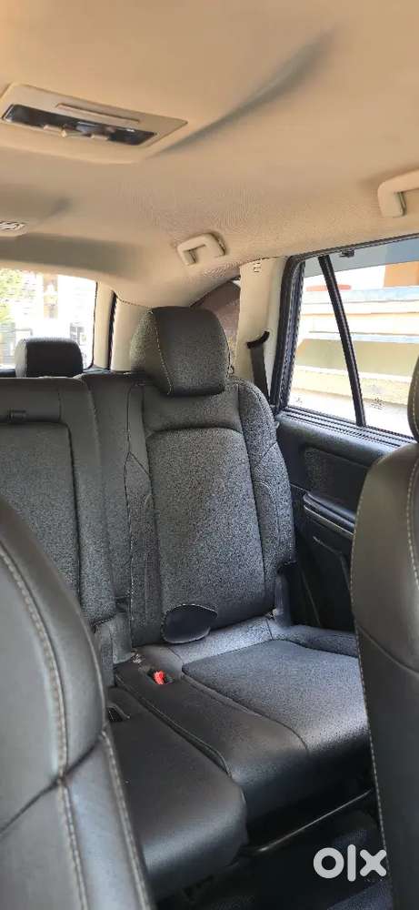 Tata Hexa 2017 Diesel 100000 Km Driven
