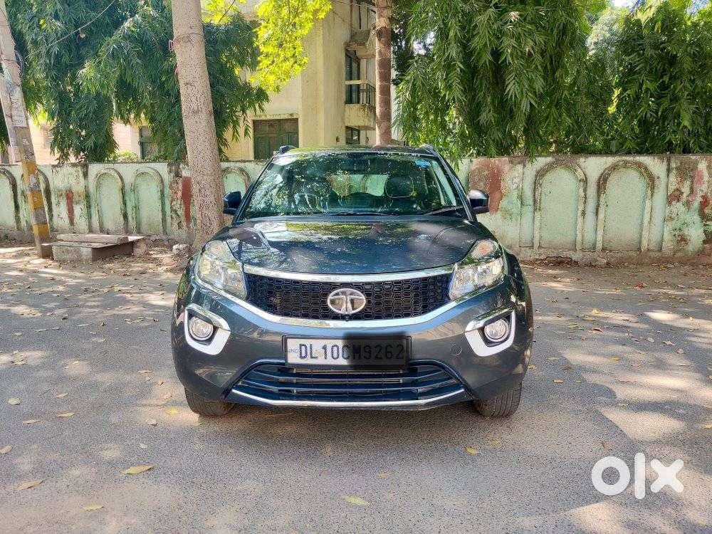 Tata Nexon 1.2 Revotron Xt, 2019, Petrol
