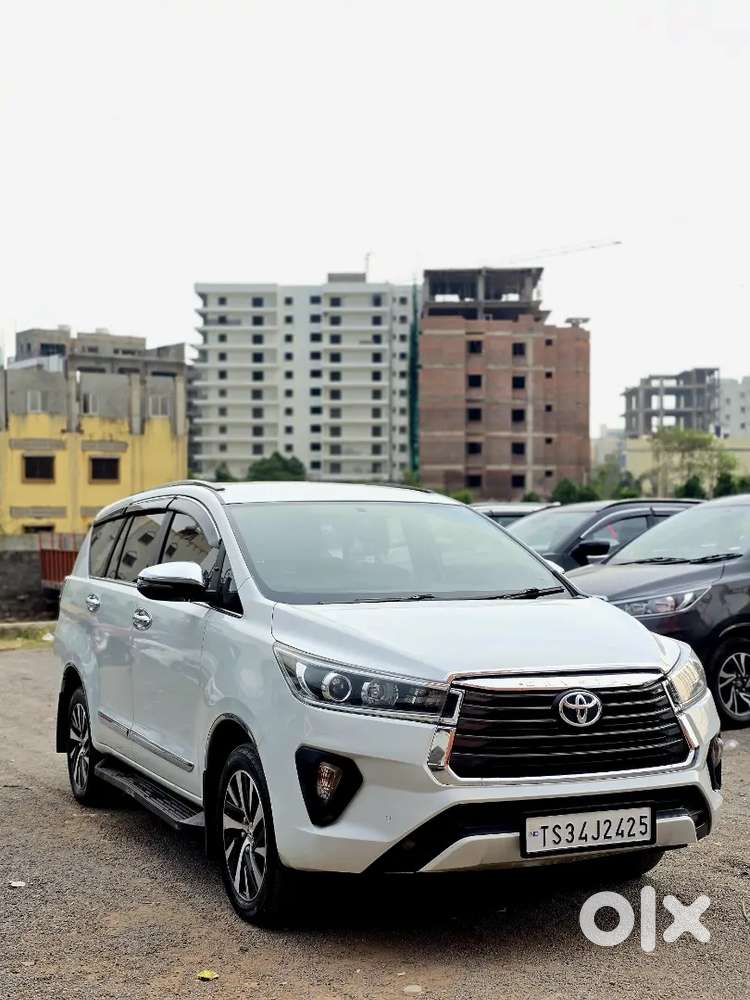 Toyota Innova Crysta 2022 Diesel Well Maintained