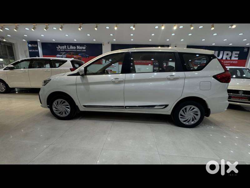 Maruti Suzuki Ertiga 2022-2023 Vxi Cng, 2022, Cng & Hybrids