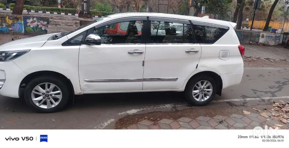 Innova Crysta 2017 Model 6+1