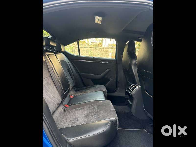 Skoda Superb 2.0 Sportline Tsi At, 2021, Petrol