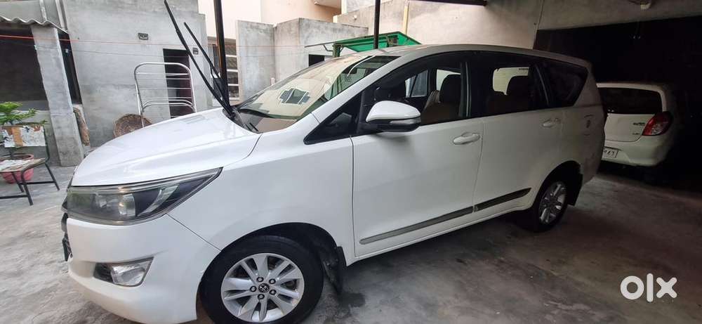 Toyota Innova Crysta 2017