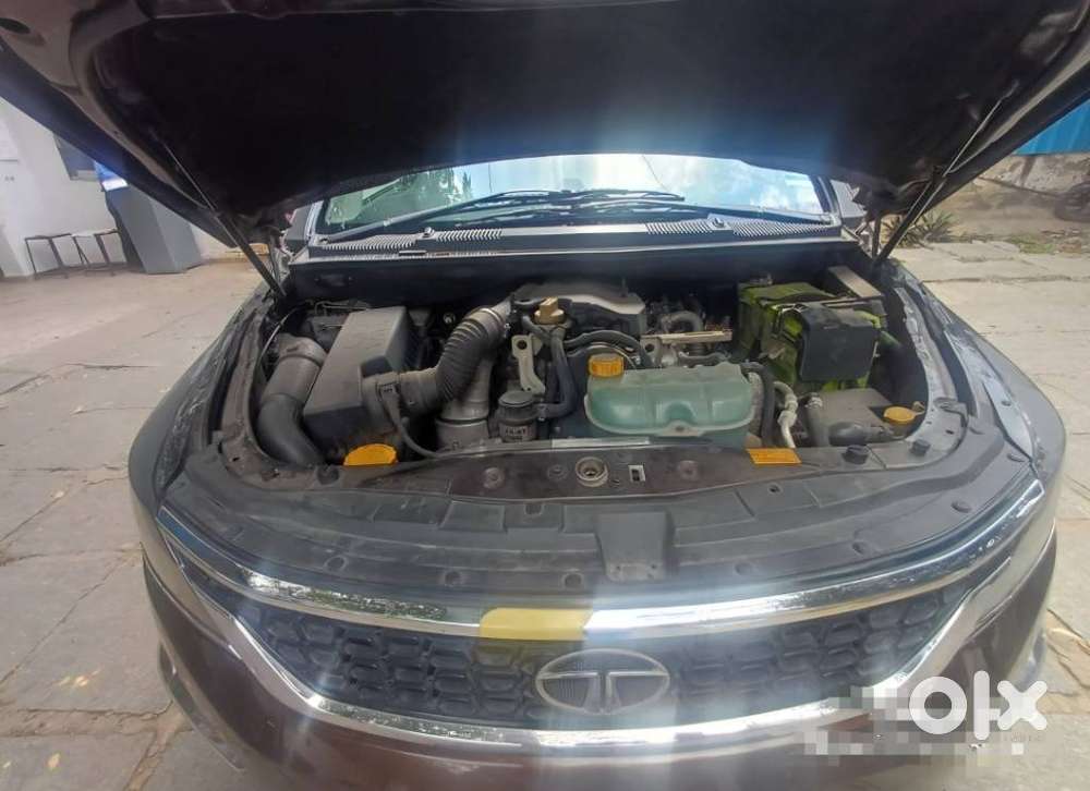 Tata Hexa XTA, 2017, Diesel