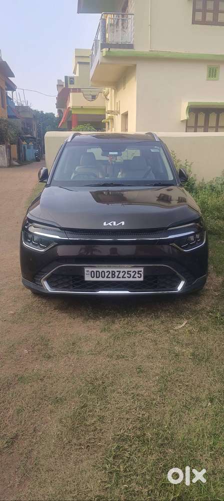 Kia Carens 2022 Diesel Well Maintained