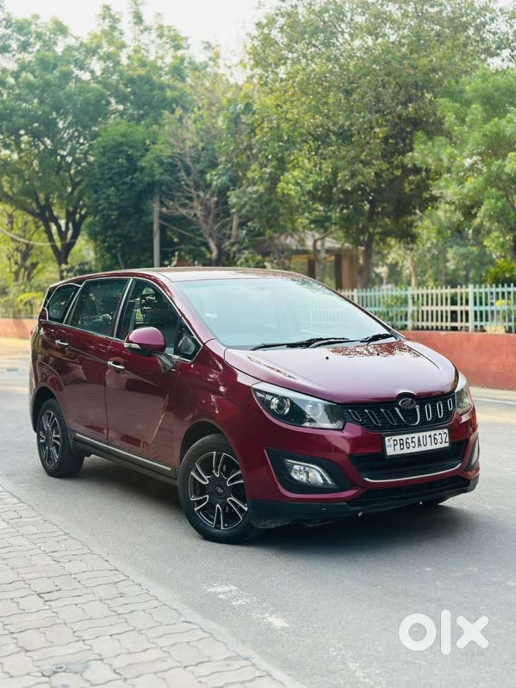 Mahindra Marazzo M8, 2018, Diesel