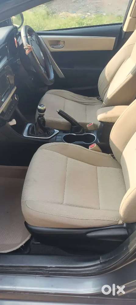 Toyota Corolla Altis 2015