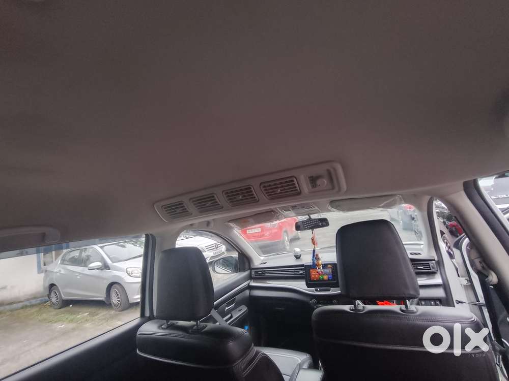 Maruti Suzuki Xl6 1.5 Zeta Mt, 2023, Petrol