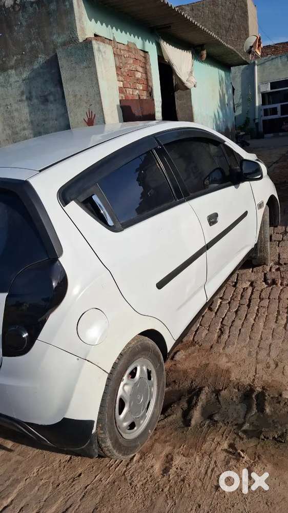 Chevrolet Beat 2015 Petrol Cng