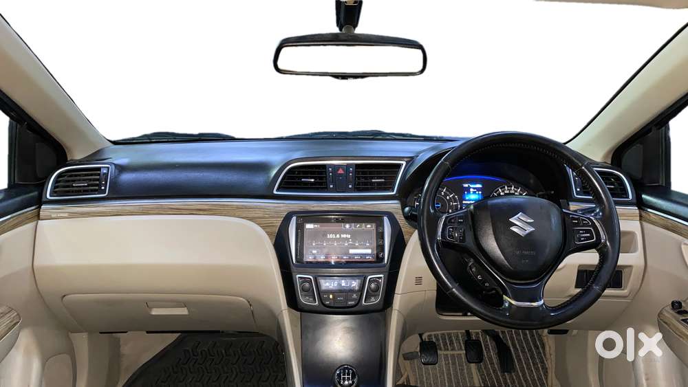 Maruti Suzuki Ciaz 1.5 Alpha Shvs Petrol, 2018, Petrol
