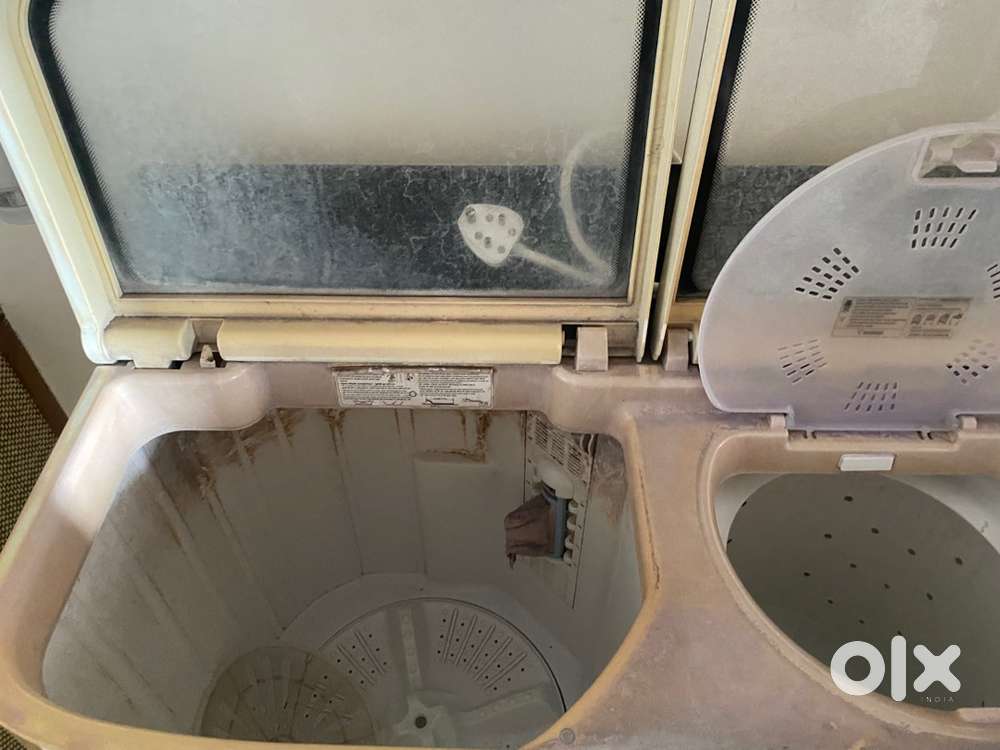 Semi washing machine