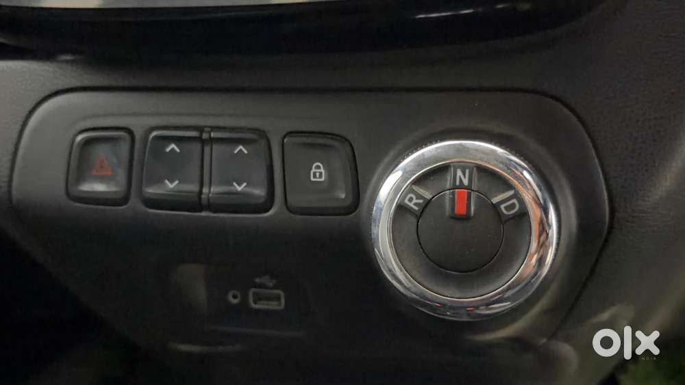Renault Kwid 2019-ongoing 1.0 Rxt Amt (o), 2019, Petrol