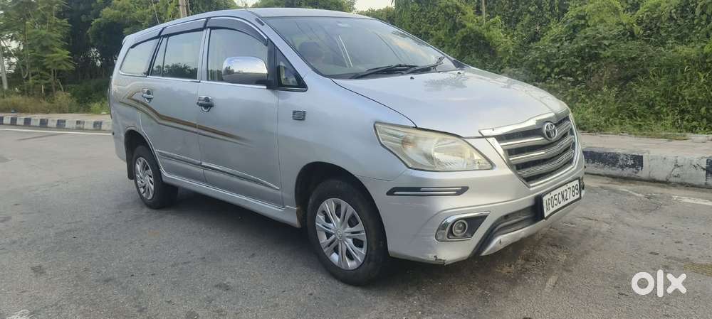 Toyota Innova 2.5 G (diesel) 8 Seater, 2013, Diesel