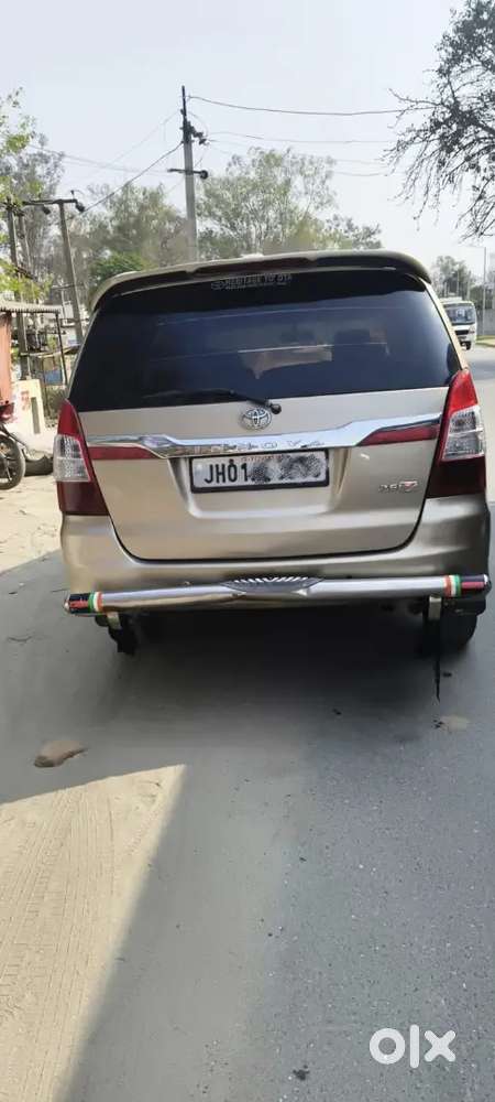 Toyota Innova 2012 Diesel Well Maintained