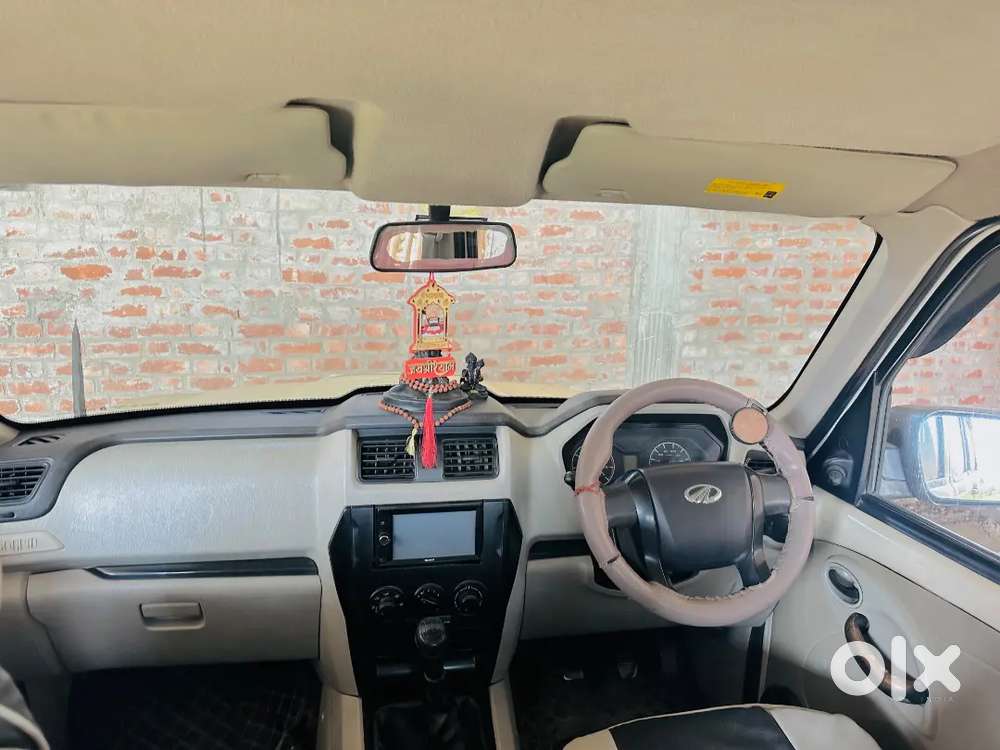 Mahindra Scorpio S4 Plus 2015