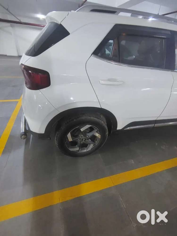 Hyundai Venue Diesal  2021