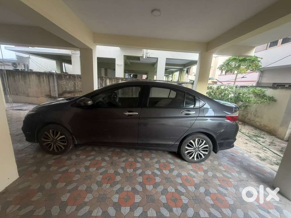 Honda City Zx 2017 Petrol 42750 Km Driven