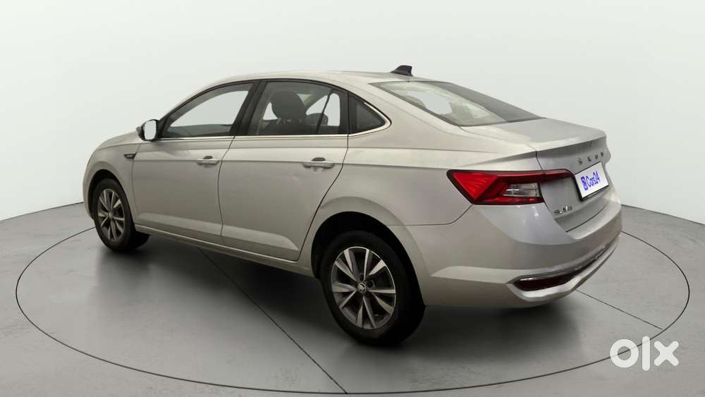 Skoda Slavia Style 1.0l Tsi Mt, 2022, Petrol