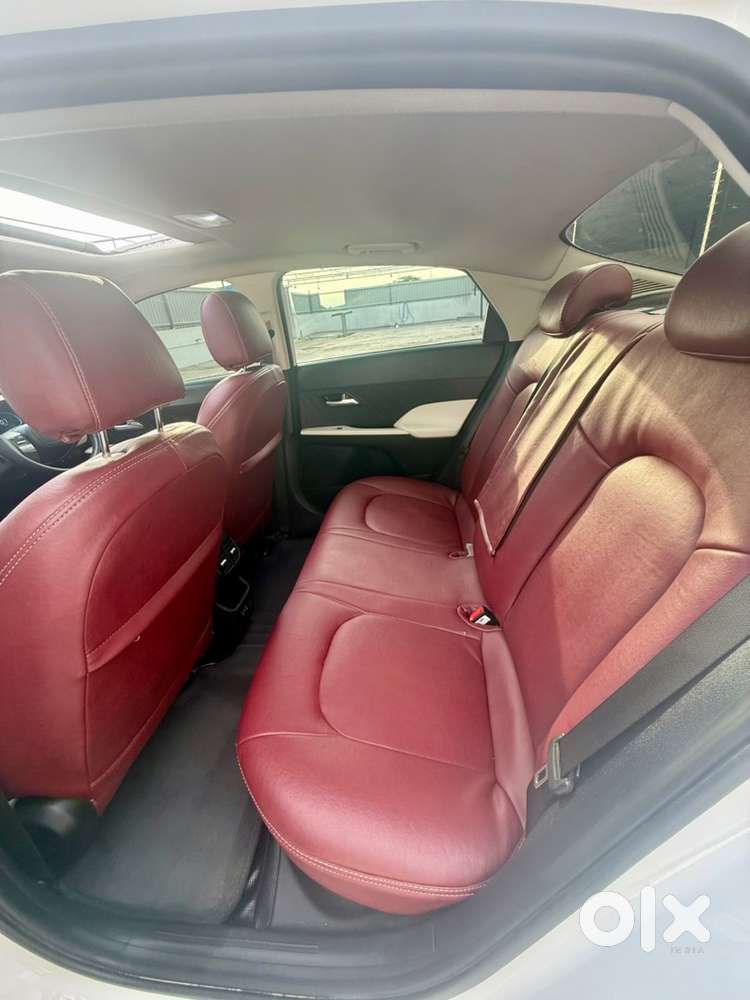 Hyundai Verna Petrol Manual 2024