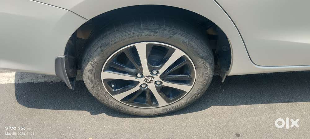 Toyota Yaris G Cvt, 2021, Petrol