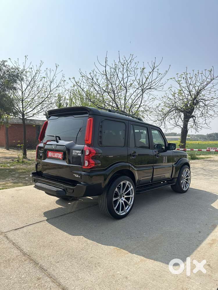 Mahindra Scorpio Classic 2.2 S 11 Mt 7 Cc, 2023, Diesel