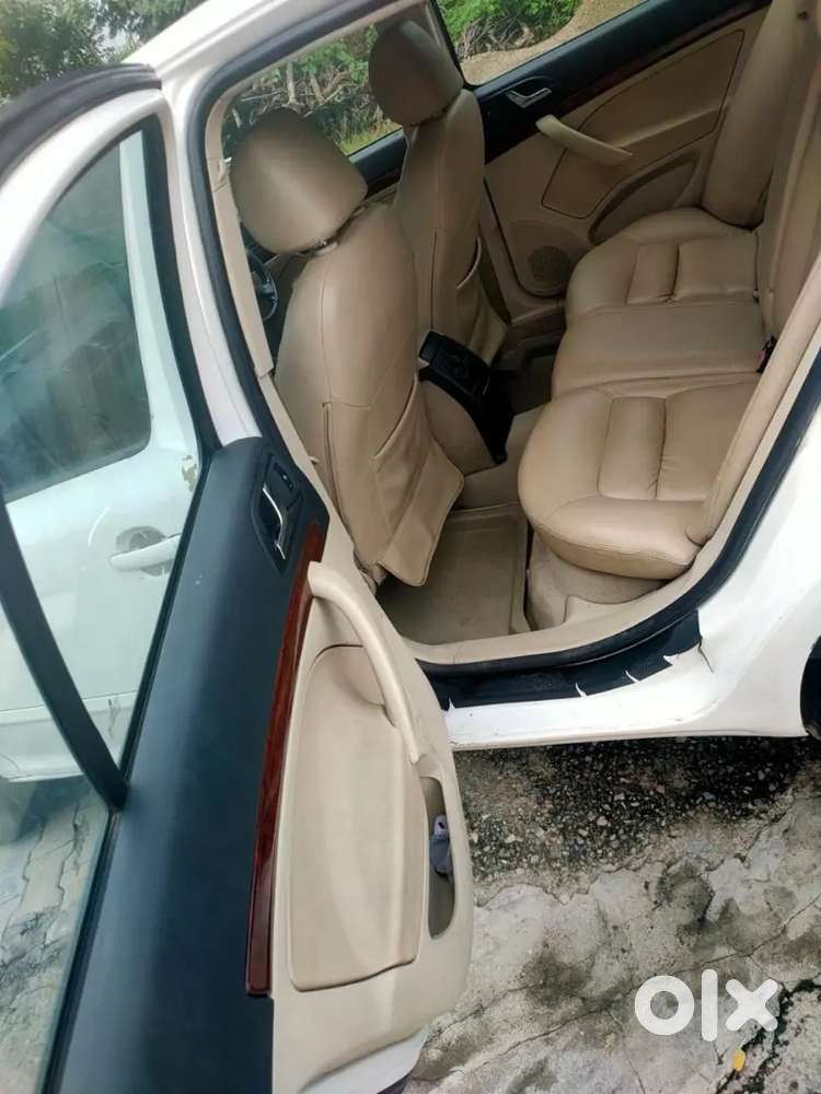 Skoda Laura 2010 Diesel Well Maintained