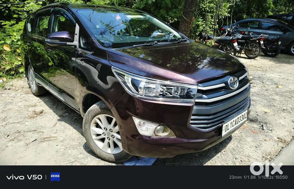 Toyota Innova Crysta 2.4 G Mt, 2020, Petrol