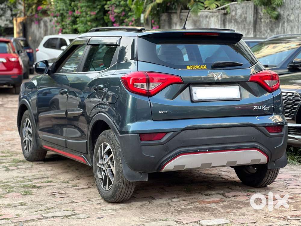 Mahindra Xuv300 W8 Option, 2023, Petrol