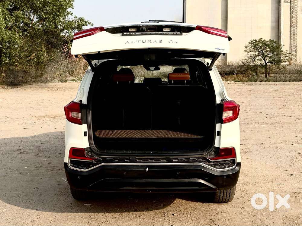 Mahindra Alturas G4 4x4 At, 2019, Diesel