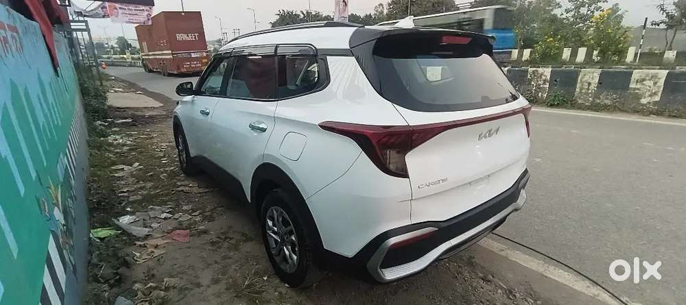 Kia Carens 2024 Diesel 32000 Km Driven