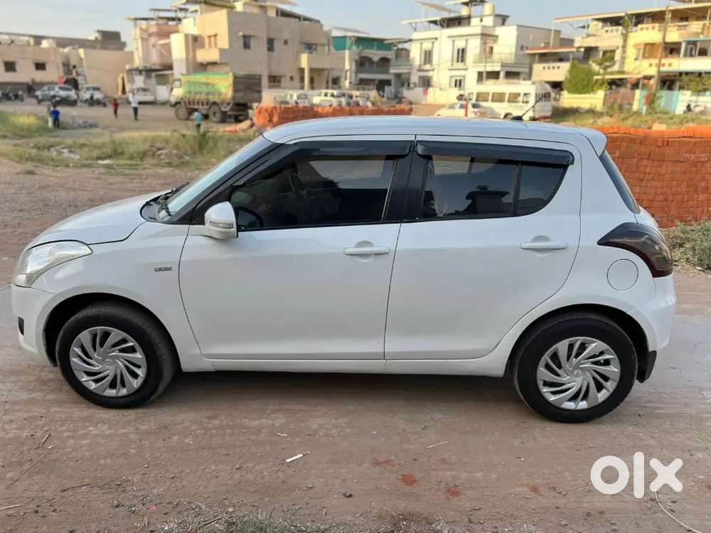 Maruti Suzuki Swift 2012