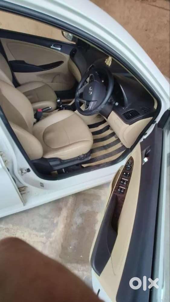 Hyundai Verna, New Condition Pe H, Car Ghhar Pe Khadi Hi Hai