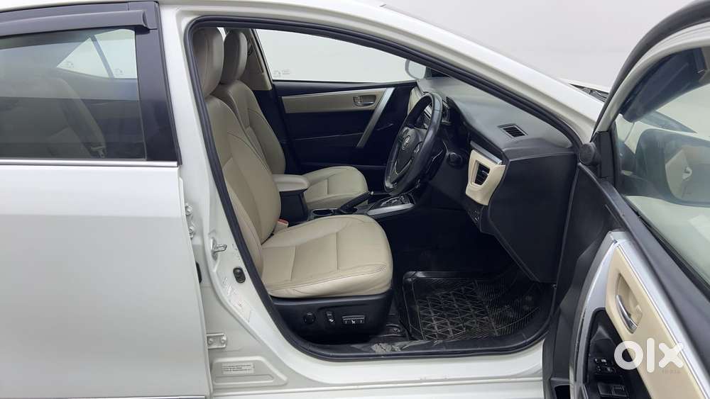 Toyota Corolla Altis Vl, 2017, Petrol